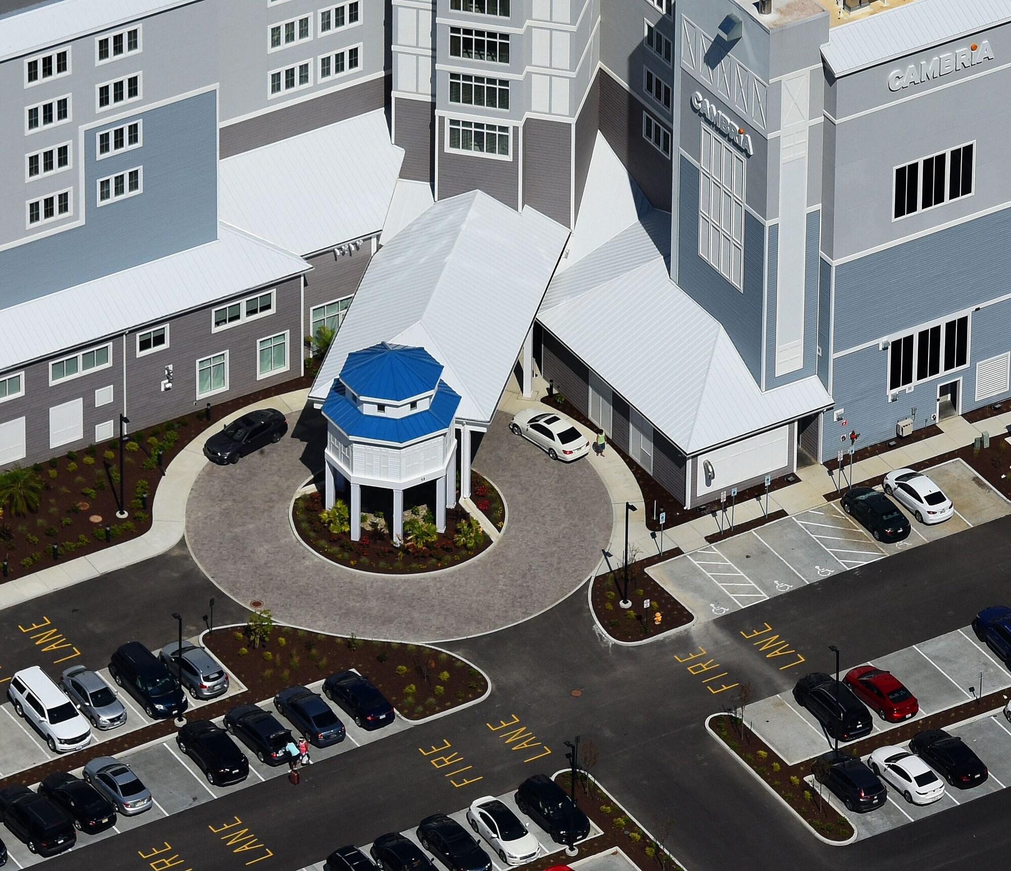 Cambria Ocean - Bayfront Hotel 3*