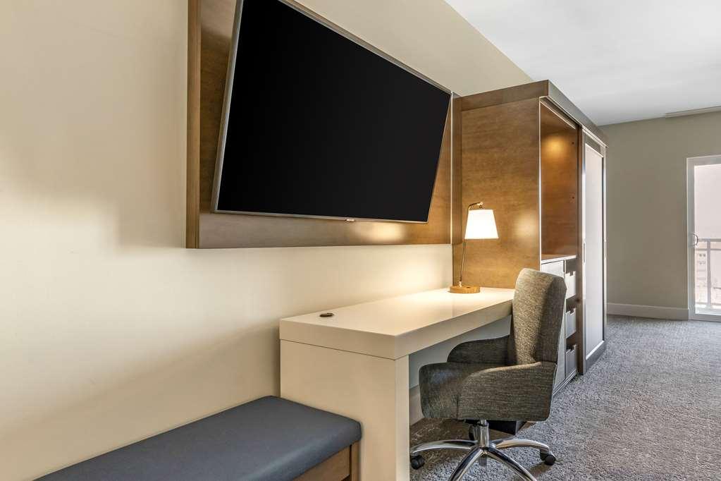 Cambria Ocean - Bayfront