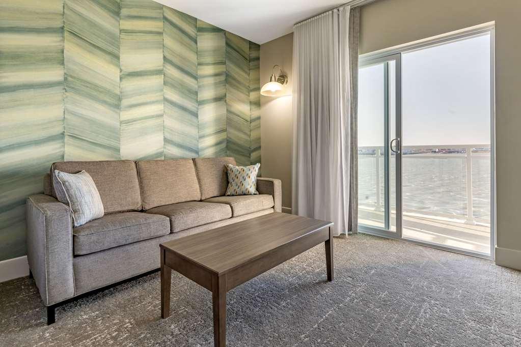 Hotel Cambria Ocean - Bayfront