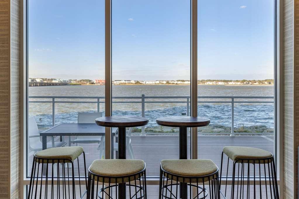 Cambria Ocean - Bayfront Hotel